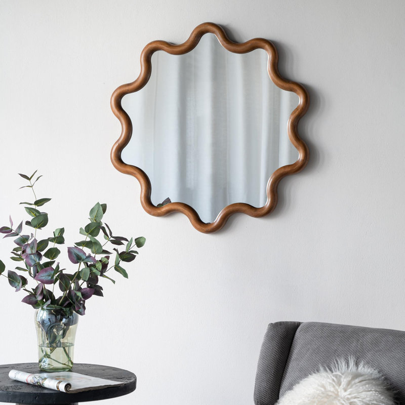 Miroir d'appoint 31 "x 30" en bois avec cadre unique