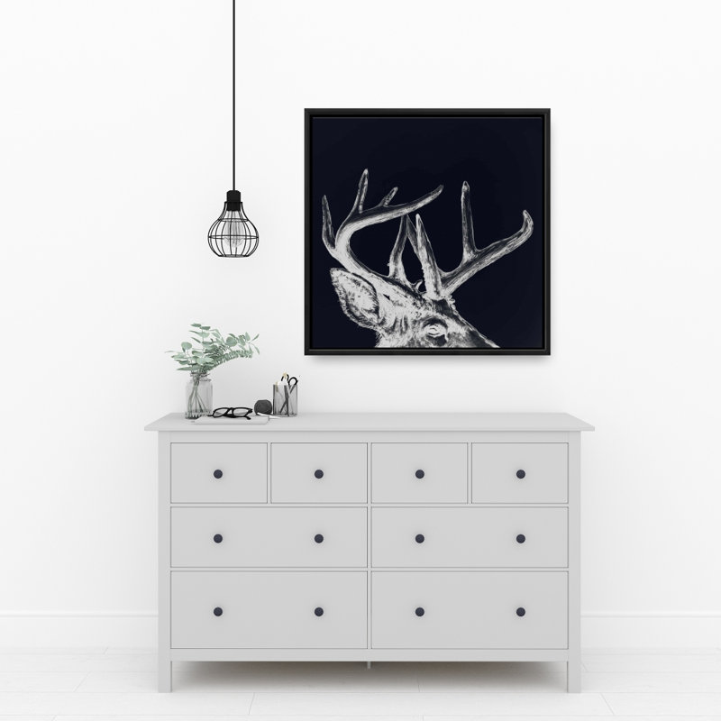 " Blue Roe Deer Plume "