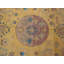 Tapis à motif de rosette et de médaillon diagonale à fond jaune étonnant