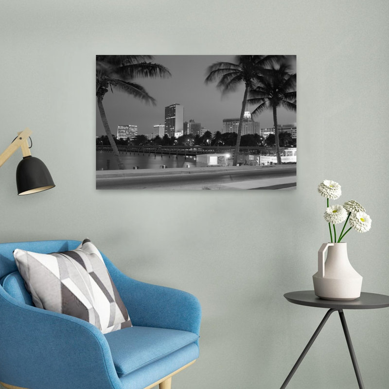 «1970S Night View Skyline with Palm Trees» Miami, Floride, États-Unis, rétro, rétro, palmier, architecture urbaine, art mural