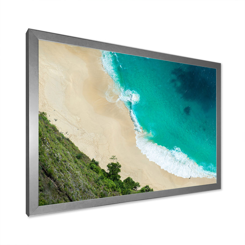 Vue aérienne de la plage tropicale VI - reproduction sur toile, H 16 po x l 32 po, Toile argentée avec cadre d'angle fermé