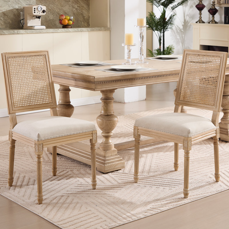 Chaises de salle à manger rembourrées beiges de style français de 2 personnes, avec dossier carré naturel, structure en bois massif et détails sculptés pour une apparence élégante 2 Tissu en lin de coton démontable, structure en bois