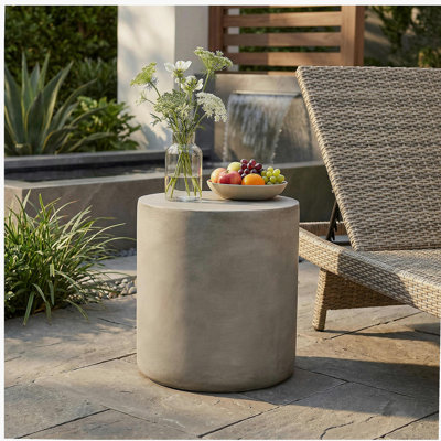 Table d'appoint d'extérieur en béton léger, table de bout MGO, gris clair