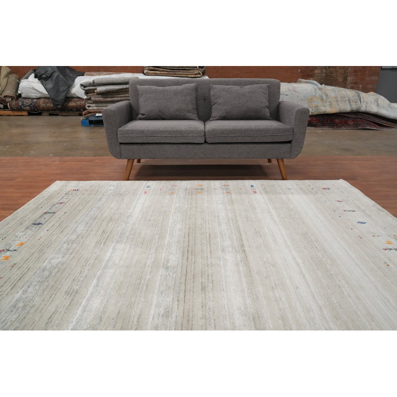 Tapis sophistiqué de style Gabbeh aux tons doux 8 x 8