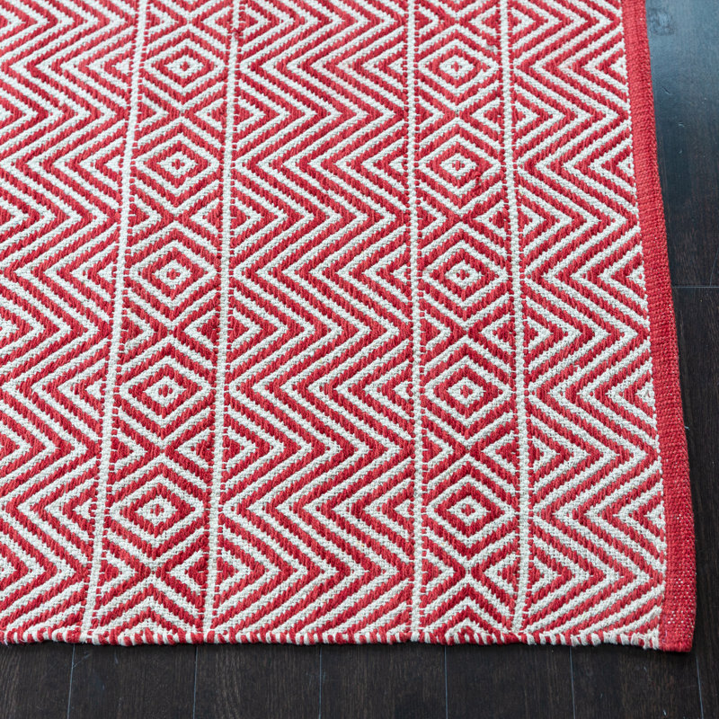 Shannock Cotton Chevron Indoor Rug, Rectangle 5' x 7'6"