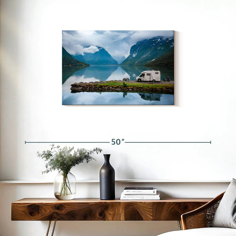 Alvord Motorhome By The Lake, H 20 po x l 30 po
