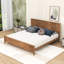 Lit plateforme en bois avec lattes-438561965-438561962