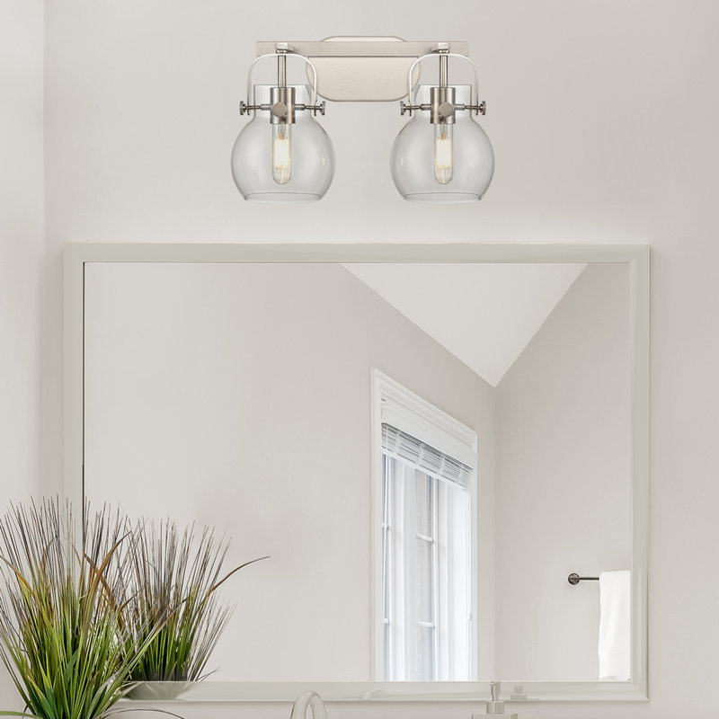 Éclairage pour meuble-lavabo mural 6 po Shueyville, Transparent, Nickel satiné, Deux lumières