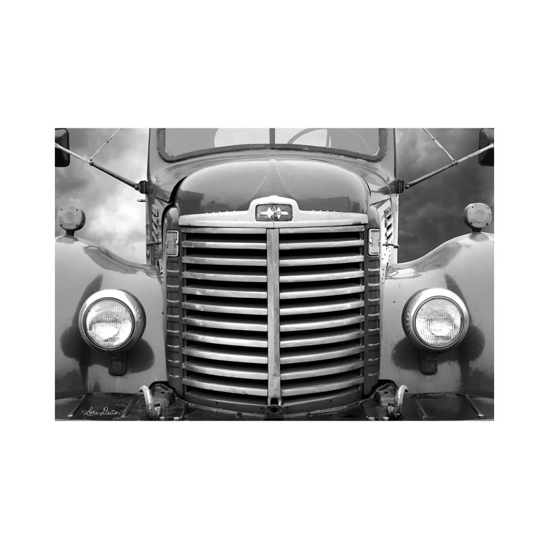 International Truck 1 Piece Wrapped Canvas Wall Art, 20.32 cm H x 30.48 cm W