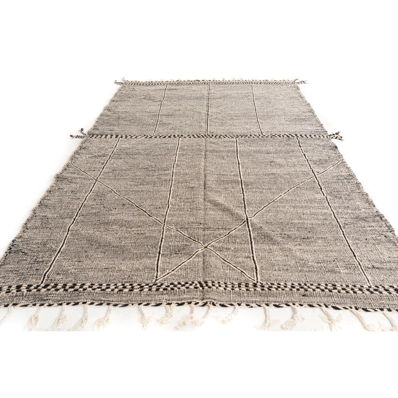 Tapis noir et blanc Oavia
