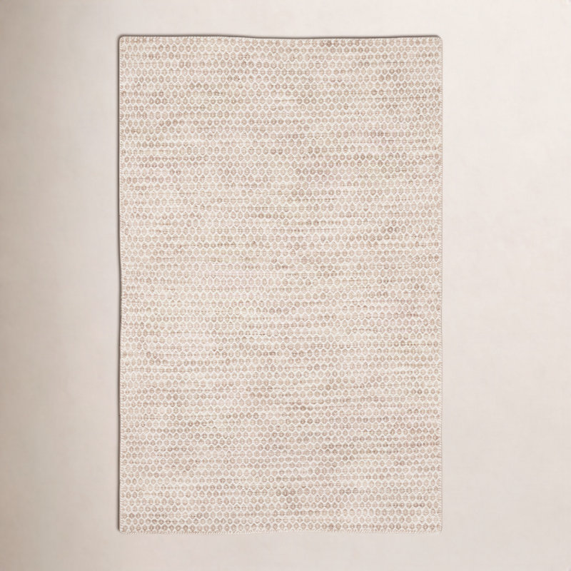Eladio Handmade Flatweave Wool Beige Area Rug, Rectangle 5' x 8'