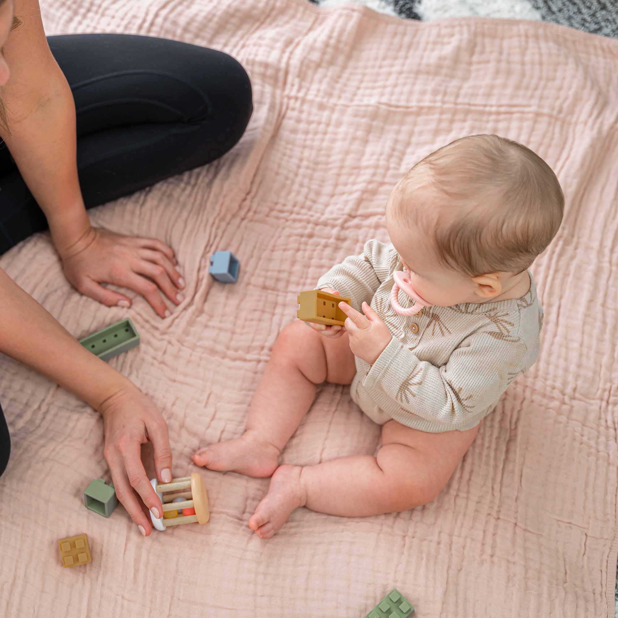 Karlina Muslin Blanket, Baby, Blush