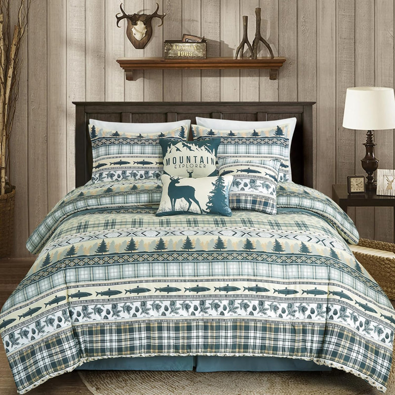 Queen Multicolor Microfiber Lodge Comforter Set with Wildlife Motifs