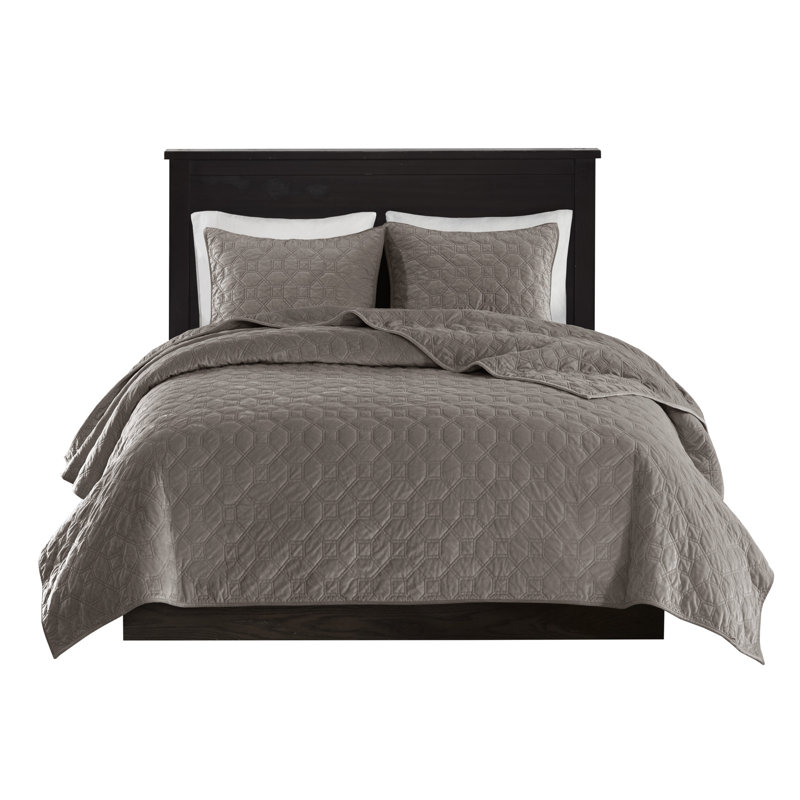 Luxurious Velvet Bedding Sets, King/cal King With Geometric Design