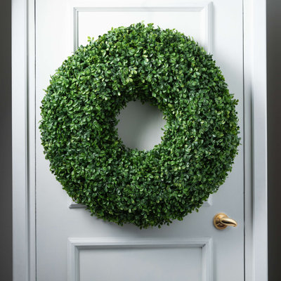 Couronne de buis artificielle 23 po