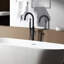 Robinet de baignoire autoportant en métal avec douche à main, assurance qualité noir mat