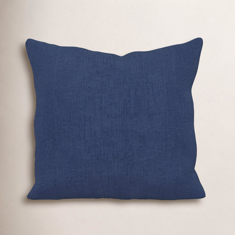 Coussin décoratif intérieur / extérieur Gabi, Carré 24 po, Tissage uni palette indigo Sunbrella®