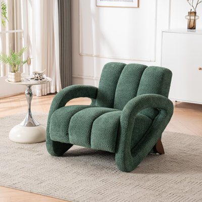 Fauteuil rembourré capitonné avec pieds en bois