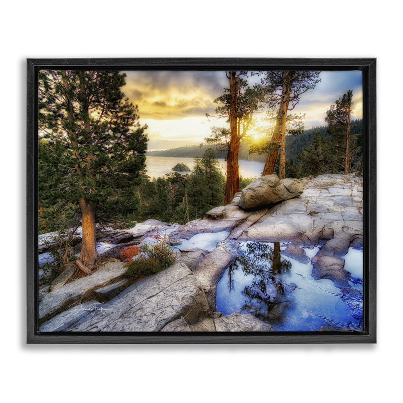 "Forest Cliff Landscape", art mural sur toile flottante par Dennis Frates, Cadre flottant noir de jais, H 17 po x l 21 po