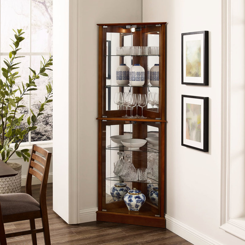 Vitrine noyer, Noyer
