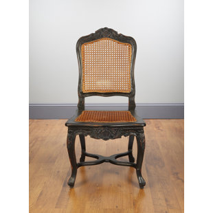 Chaise en bois massif