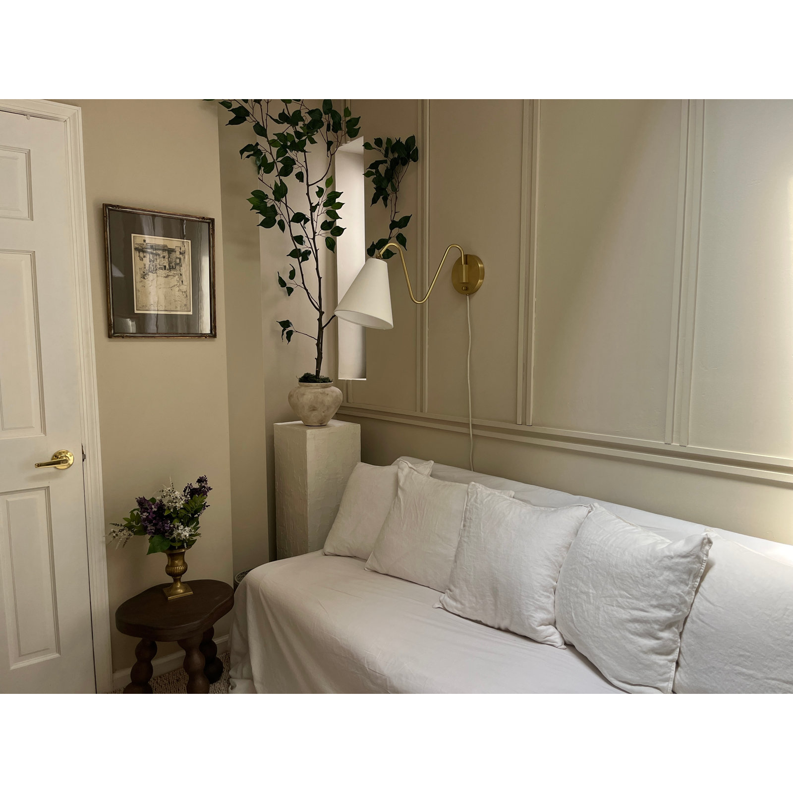 Single Light Swing Arm Sconce, Aged Brass