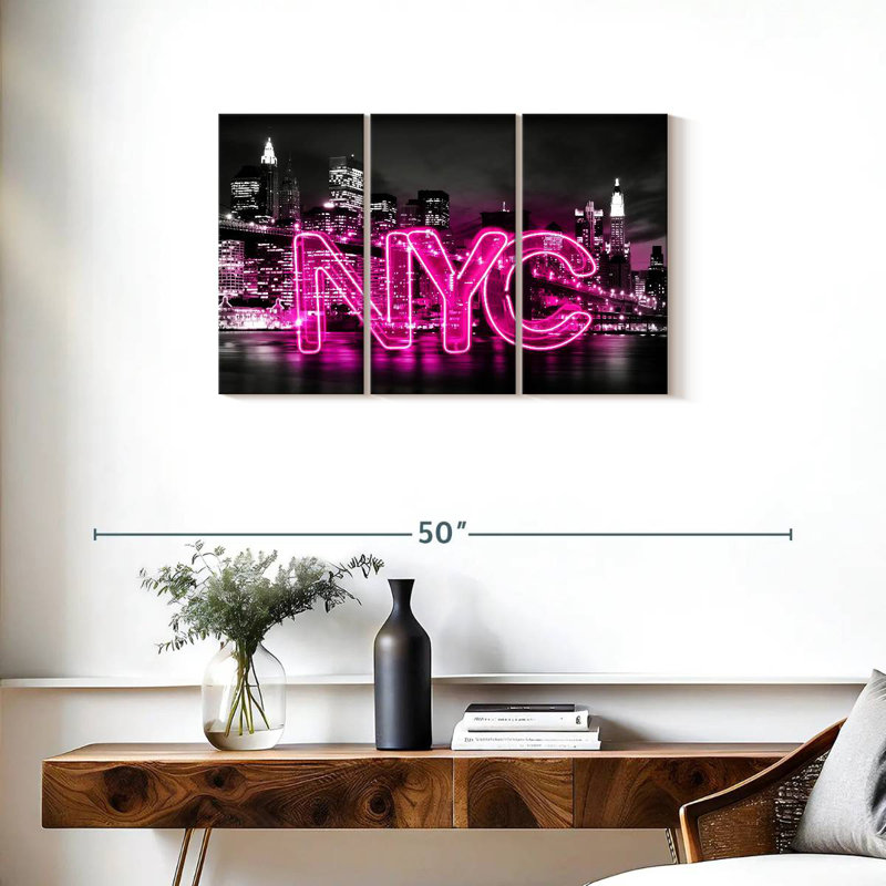 Sirci néon de New York, rose sur fond noir, H 20 po x l 33 po