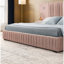 Structure de lit tapissier grand format avec tissu en chenille avec motif plissé, lit plateforme grand format avec tête de lit, structure solide et table de chevet. Pas de sommier tapissier nécessaire - rose-1756762157-1756762192