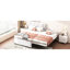 Lit plateforme double avec revêtement beige. Bois massif +. Tête de lit pour un repos douillet. Pas de sommier tapissier. Cadre de guide d'assemblage rapide. Ajout de relaxation. Et facile