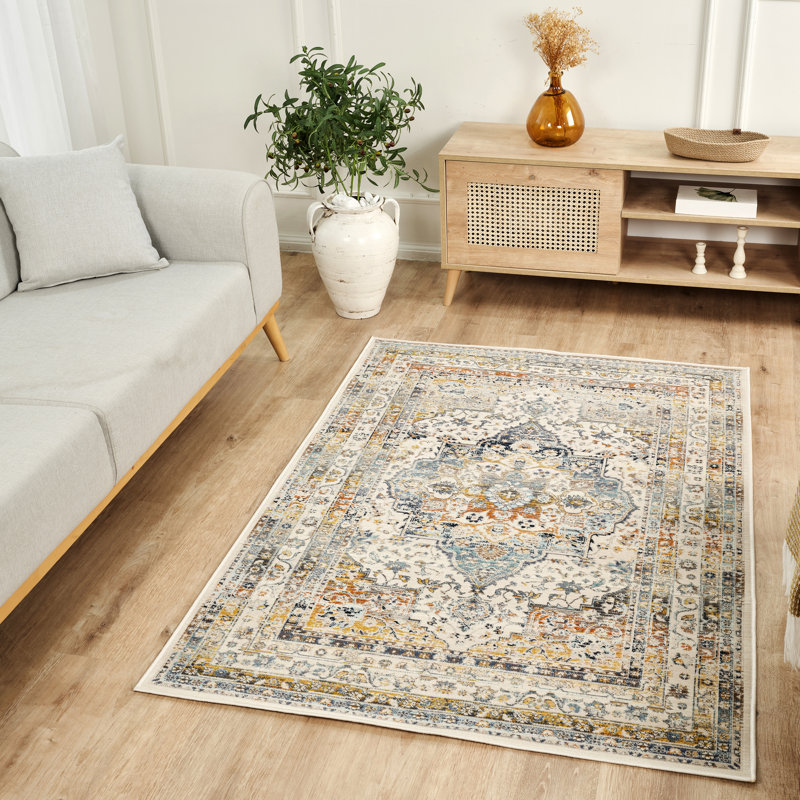 Bradeord Vintage Look Area Rug, Rectangle 5'1" x 9'7"