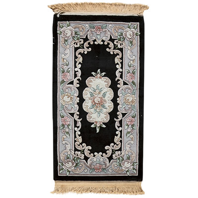 High-Quality Hand-Knotted Black And Grey Area Rug