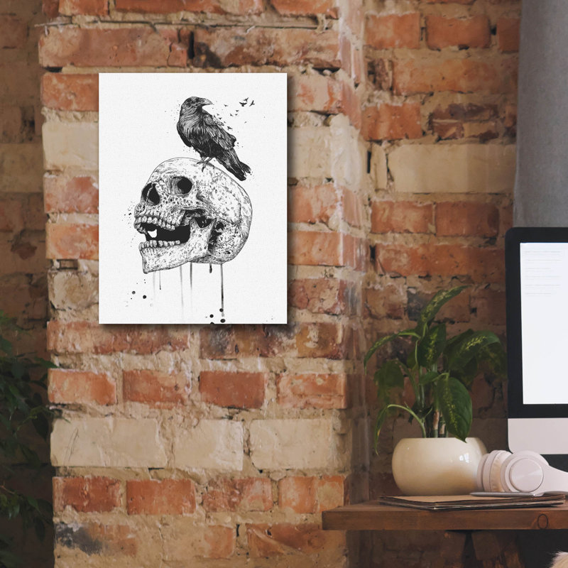 «New Skull» par Balazs Solti, H 16 po x l 12 po x P 0,75 po