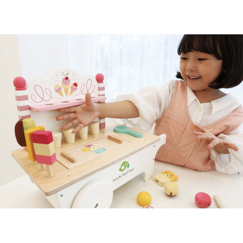 Preschool Play Carts & Stands Set