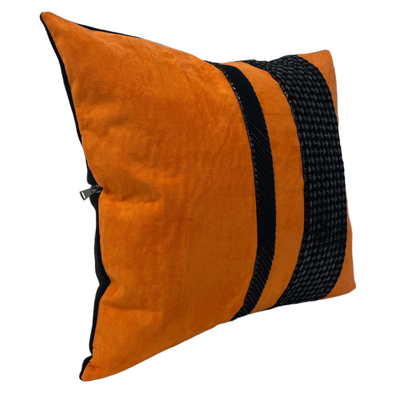 Coussin décoratif à rayures orange et noir