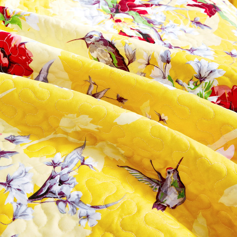 Polyester Floral Quilt, California King Quilt + 2 Shams