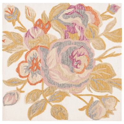 Marland Hand Tufted Wool Cotton Floral Rug in Ivory/Green