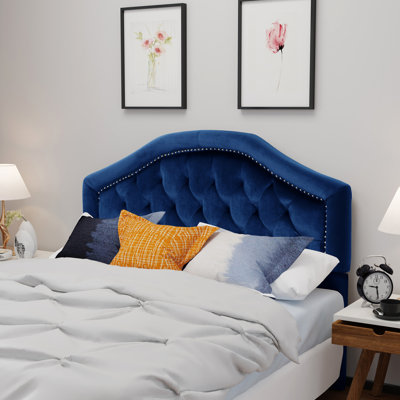 Grande et grande tête de lit en velours bleu marine - Chic contemporain avec capitonnage à boutons et jolis détails cloutés