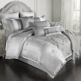 Kacee Comforter Set