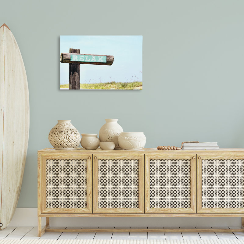 «Relax Sign on Beach» par Gail Peck, H 20 po x l 30 po