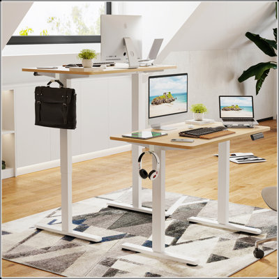Bureau électrique debout avec hauteur ajustable et planche épissée pour la productivité et le confort du bureau personnel