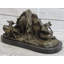 Figurine en bronze sangliers et chiens Lecourtier