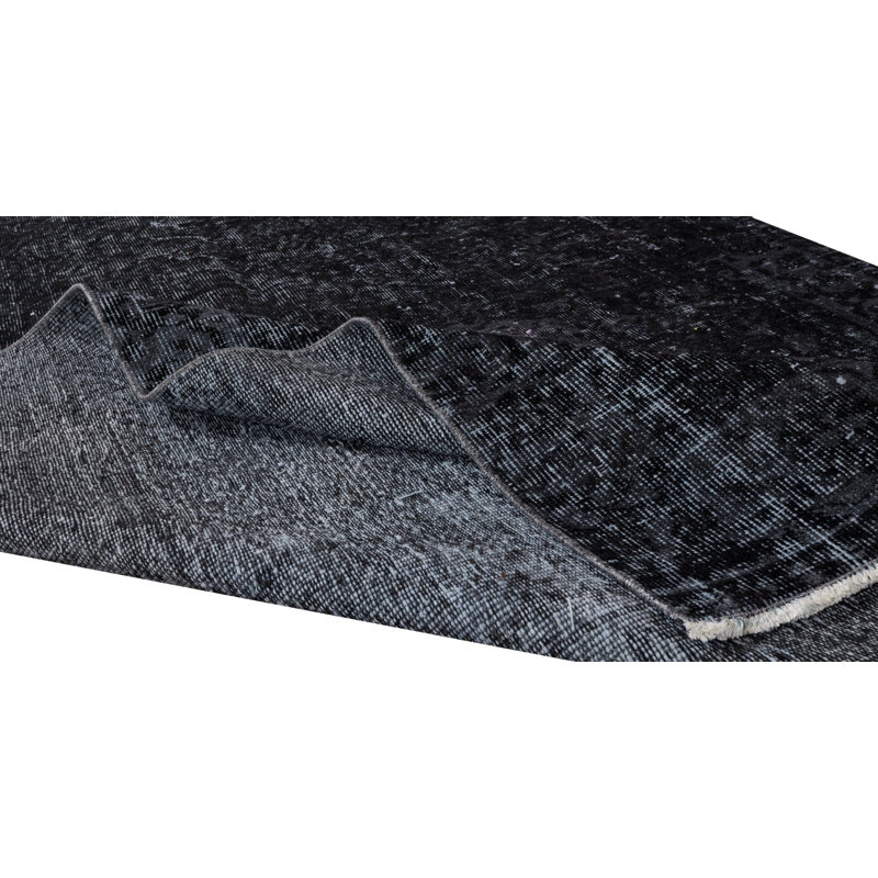 Tapis turc en laine fait à la main de 5,4 x 8,3 pi teint en noir pour des intérieurs modernes