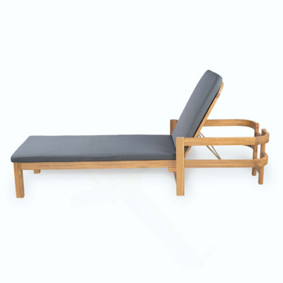 Outdoor Acacia Chaise Lounge