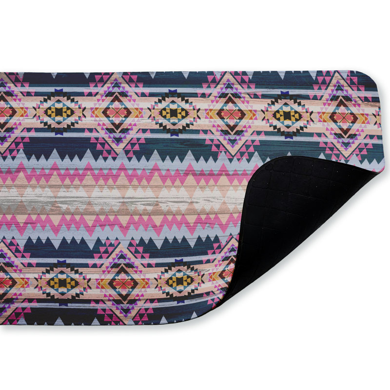 Tapis de sol à motif géométrique rose et bleu Boho, par Jennifer Ellory, 30 po x 18 po, Géométrique, Rose / bleu