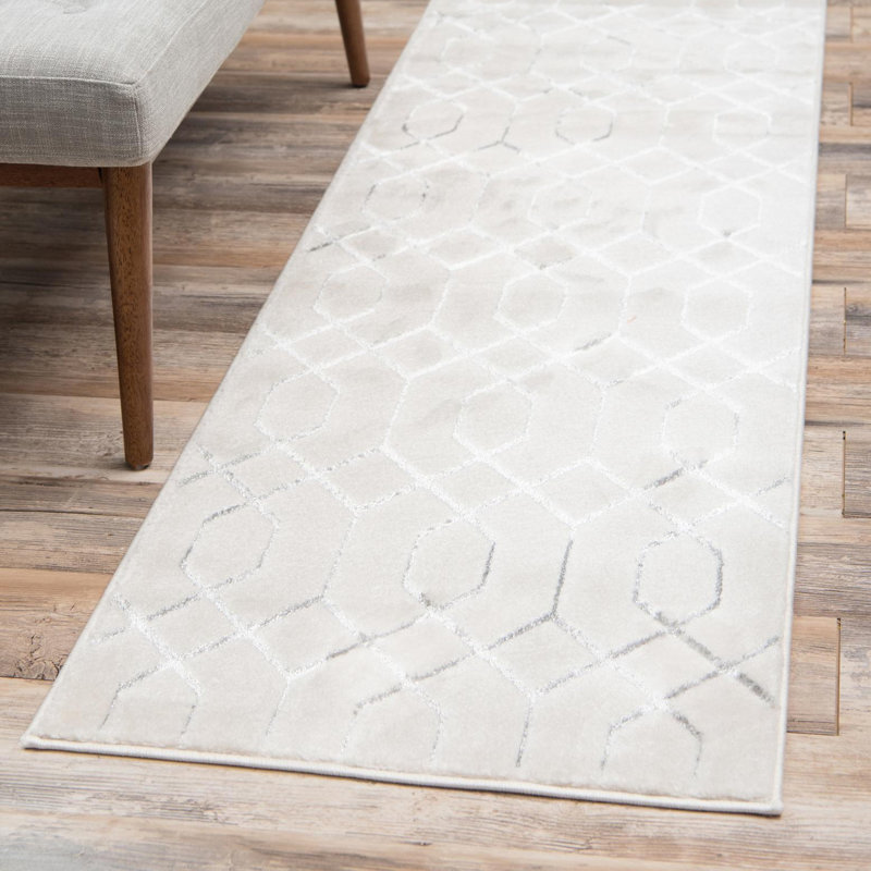 Glam Geometric White Silver Area Rug, Runner 2'7" x 12'