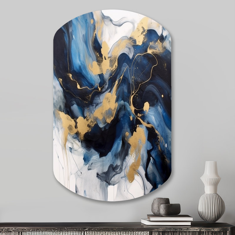 «Dark Blue and Gold Strokes», reproduction d'art mural en métal asymétrique, H 31 po x l 19 po x P 1 po