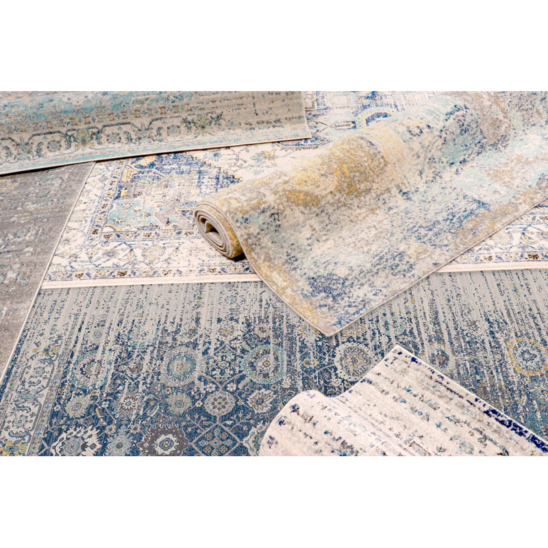 Chelsea Grey and Ivory 5' x 7' Stain-Resistant Synthetic Area Rug