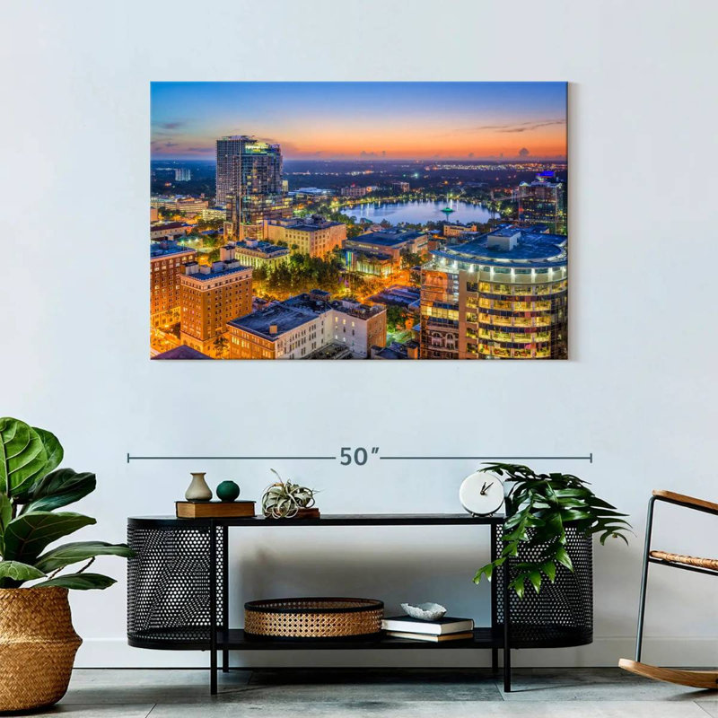 Nicci Central Florida, 30" H x 45" W