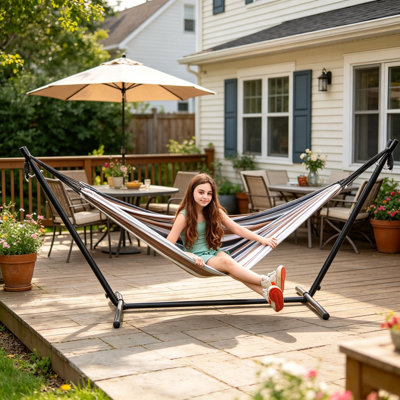 Brown Striped Double Hammock, Steel Frame With A 450 Lb Load Capacity, Comes With A Balance Bar And Storage Bag, Suitable For Outdoor Use.