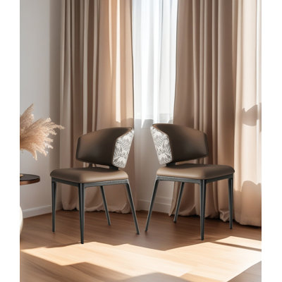 Chaise simple haut de gamme pour le salon et la salle à manger